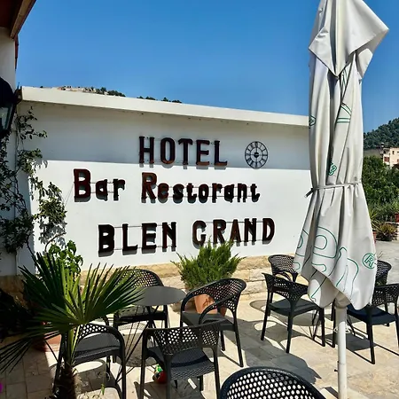 Blen Grand 3* Μπεράτ