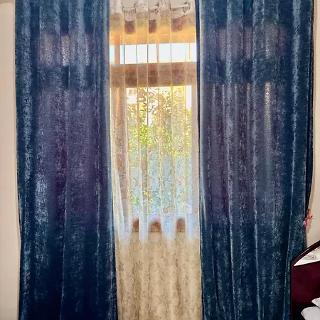 Blen Grand 3* Μπεράτ