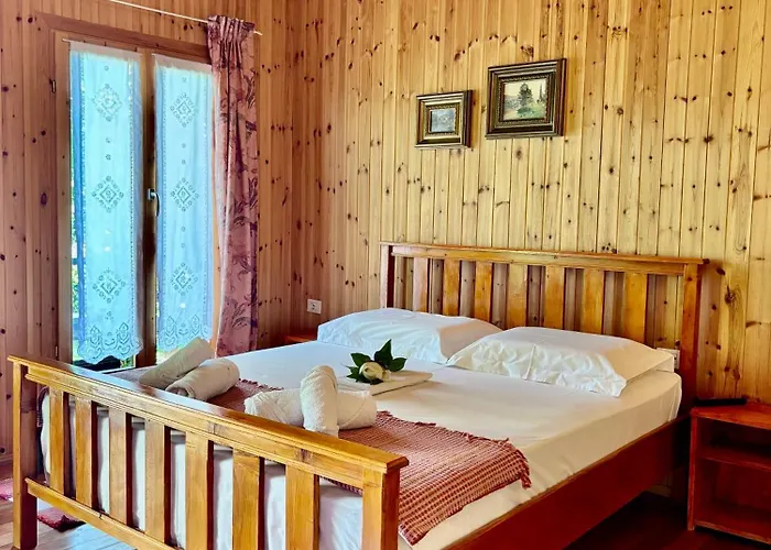 Blen Grand 3* Berati