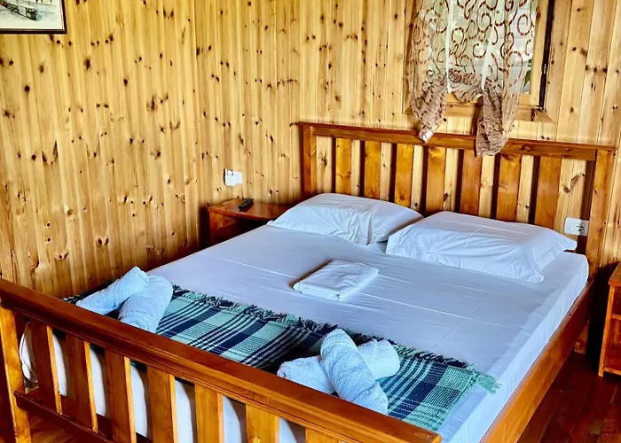 Blen Grand 3* Berati